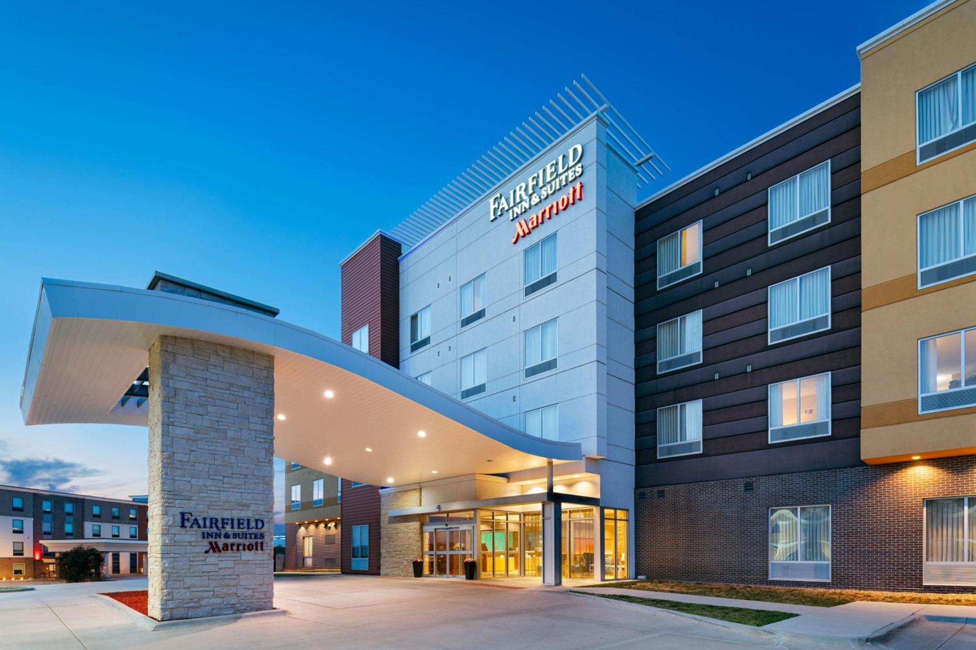 Fairfield Inn & Suites By Marriott Lincoln Airport Kültér fotó